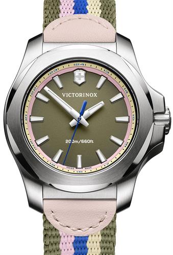 Victorinox Swiss Army Watches 241809